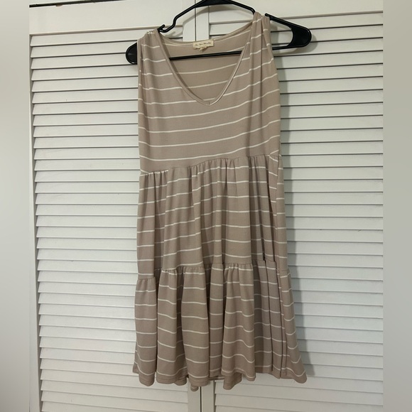 Mini Dress Tan Stripped - Picture 1 of 3